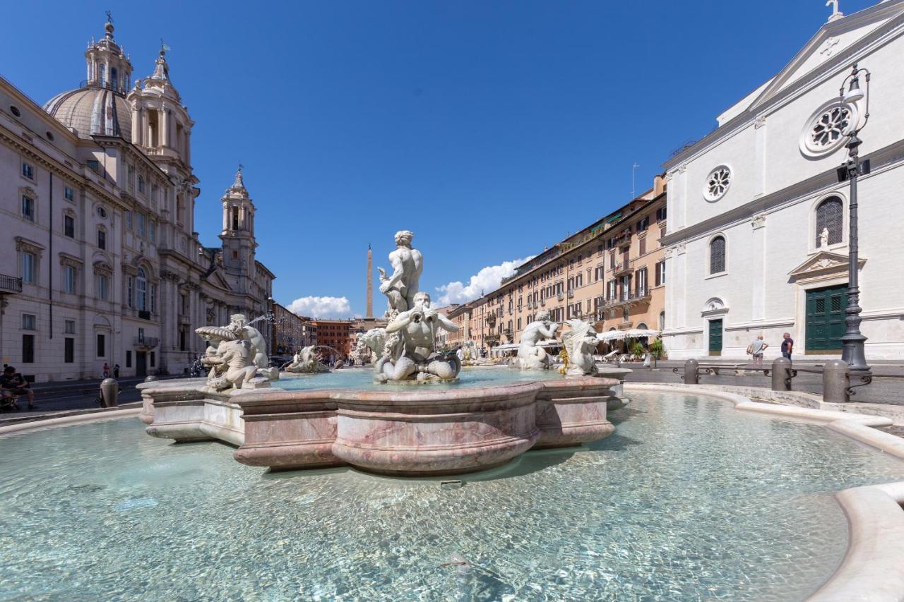Domusamor Navona *
